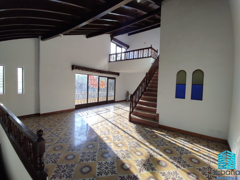 Casa en Arriendo en Alcala