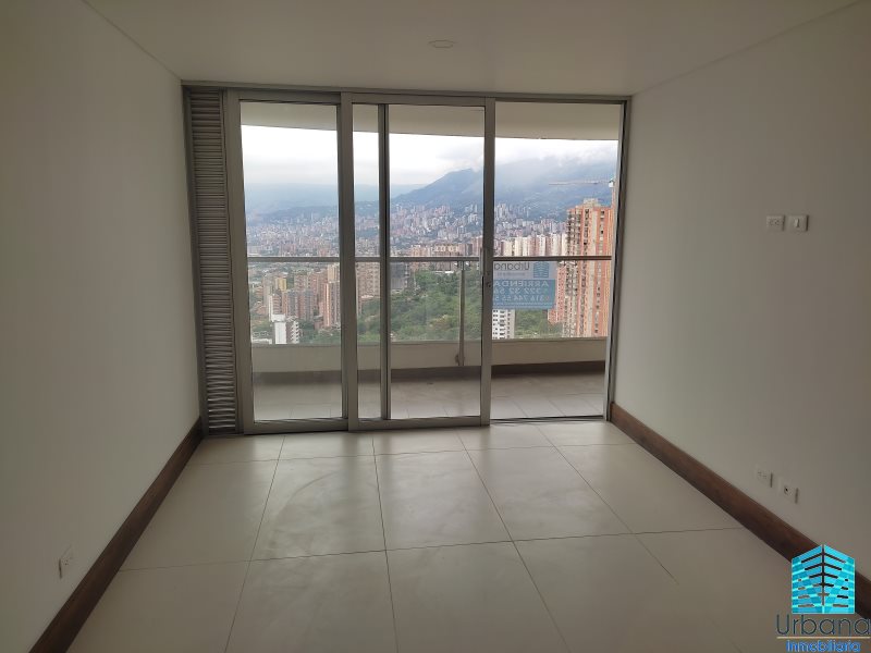 Apartamento en Arriendo en Las Lomitas