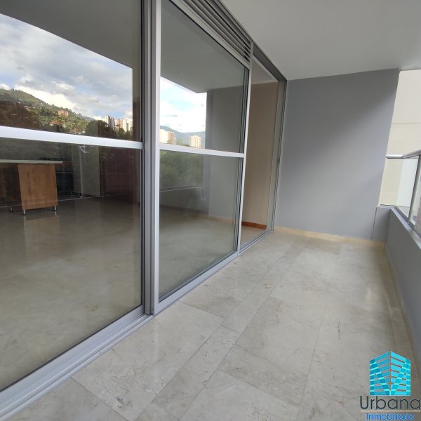 Apartamento en Arriendo en Las Lomitas