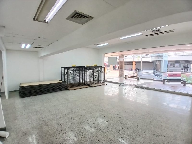 Local en Arriendo en Santa María