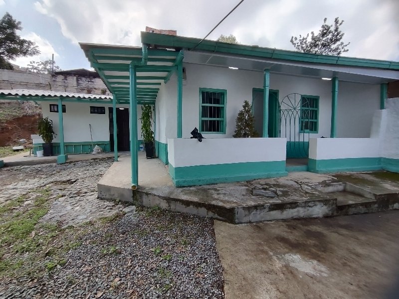 Casa-Finca en Arriendo en Las Flores